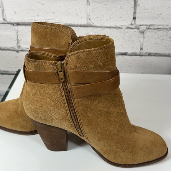 Gianni Bini Suede Leather Camel Nubuck Ankle Boots W/ Straps Boho Boots Size 8 - Picture 6 of 12